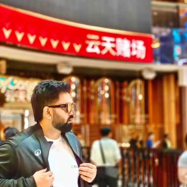 Super Trader Lakshya