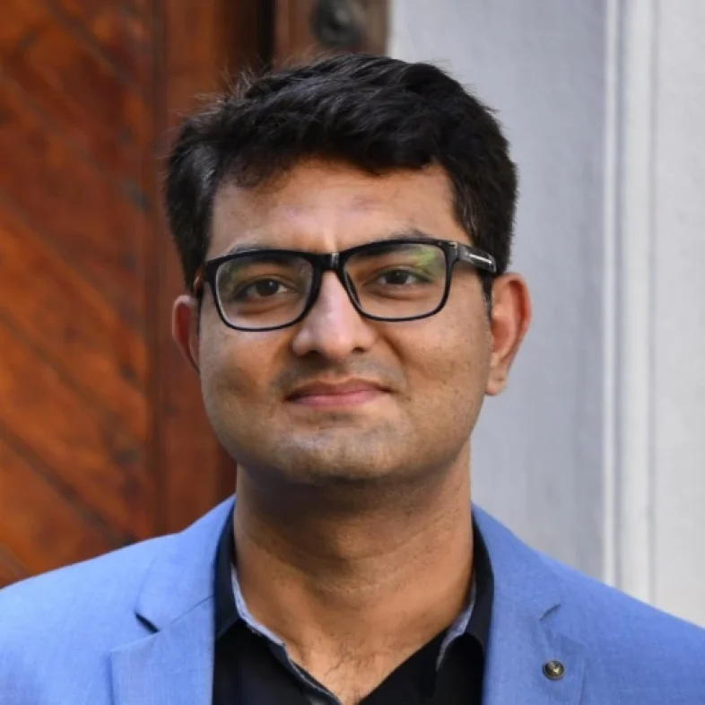Vivek Mashrani